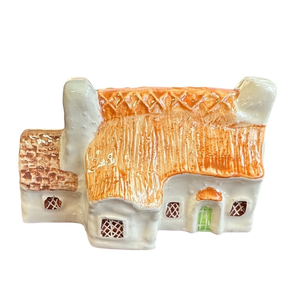 Vintage 1978 Heritage Houses Dorset Cottage John Putnam Ceramic Handpainted